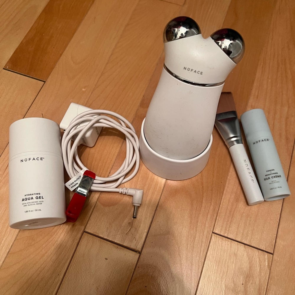 NuFace White Facial Toning Device with Accessories